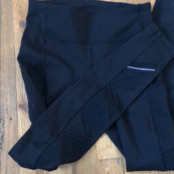 Lululemon Speed Up Mesh *28in - Picture 5 of 6